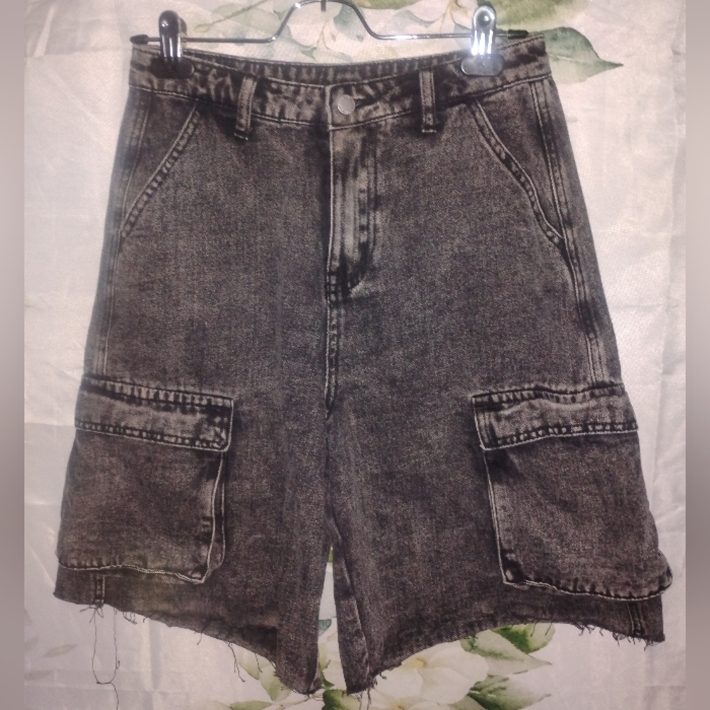 ($3Bundled) Black Gray Cargo Shorts